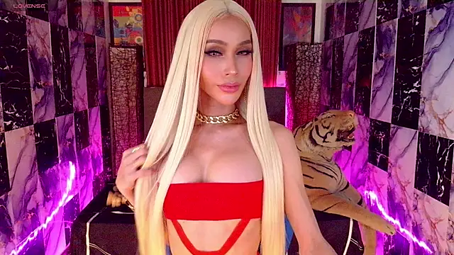 SeductiveSamanthaTS Adlı Modelin Web Kamerası Şovu