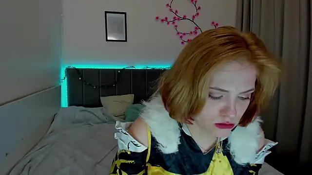 DellaRows' Live XXX Chat