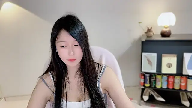 Chatroom XXX en direct de Onechestnut