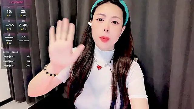 XXX chat uživo modela candy-yiyi