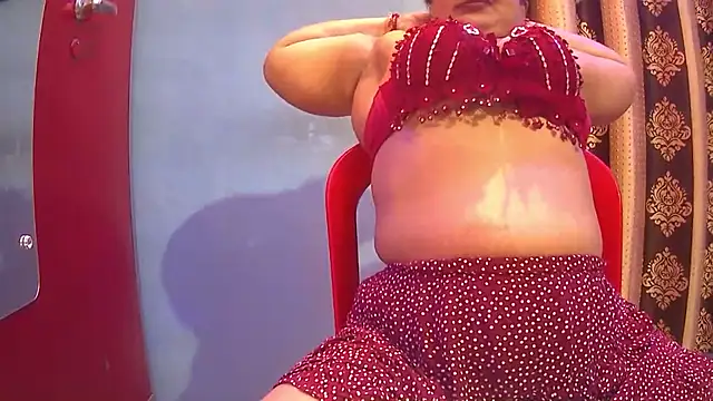 Вебкам-шоу MAYA100