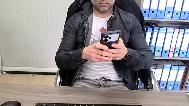 عرض كام Evasionee