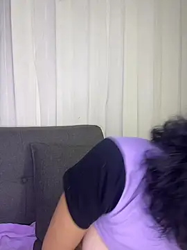 Chat +18 de baby_akuma ao vivo