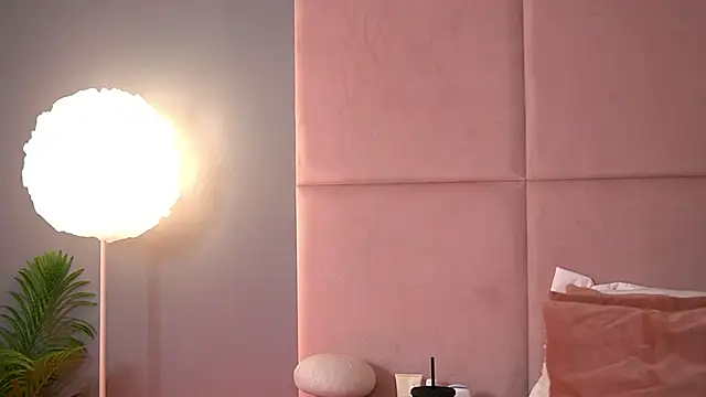 AlmaLuv Chat XXX live