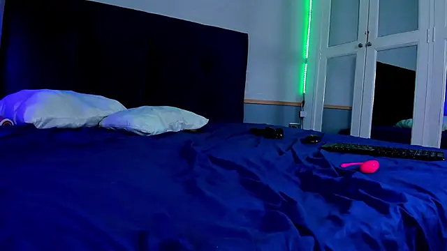 Nicki_Ripperton Live XXX-Chat