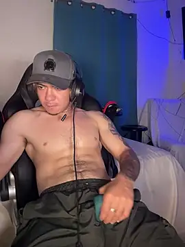 AngelLatinBoy webcam show