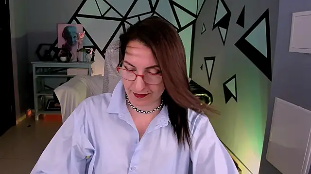 Chat +18 de UnaTerra ao vivo