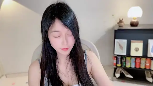 แชท XXX สดของ Onechestnut