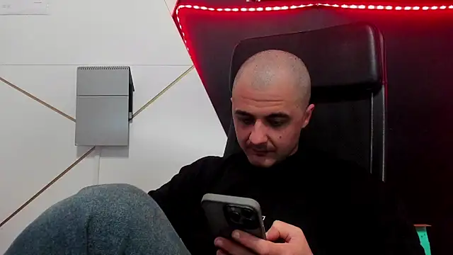 JamesMyerss 在線直播表演