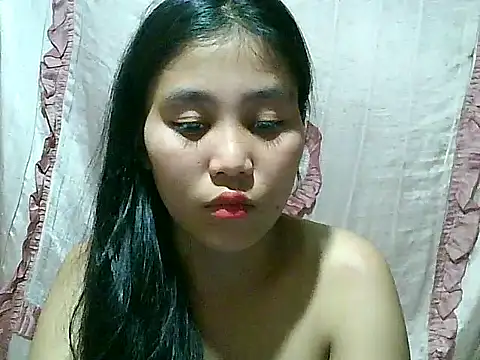 SexyAsianPussy4u webcam show