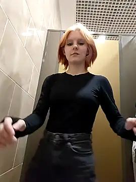 Czat XXX na żywo – NinaParri