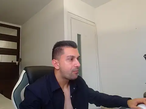 BryceReign: απευθείας συνομιλία ΧΧΧ