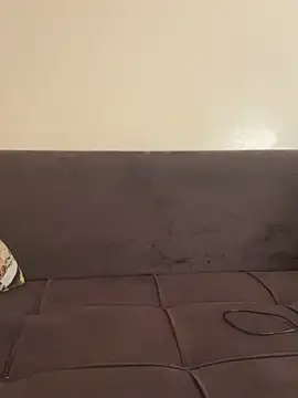 Emy-sexyy 网络视讯表演