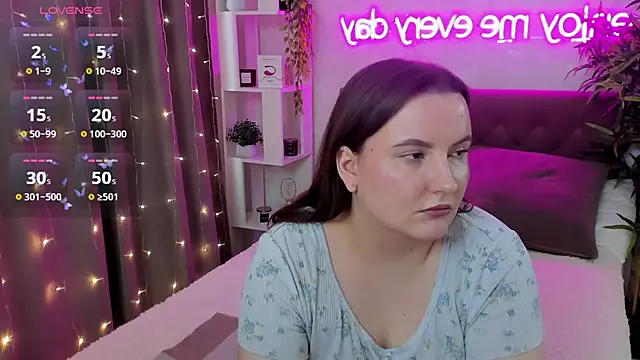 Chat XXX en directo de FeralPeach