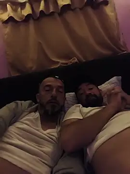 Tristan40@xh: διαδικτυακό σόου στην κάμερα