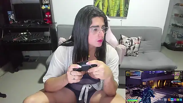 Khalifa_Goldのウェブカメラショー