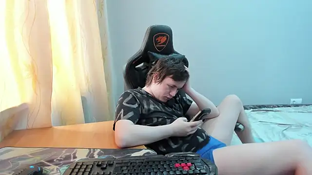 XXX chat uživo modela iliaskrislove