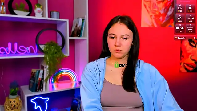 mira_vibe's Live XXX Chat