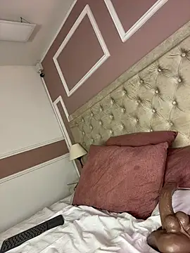 Chat XXX en directo de Pushaina__1