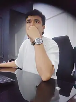 The_intruder_ Webcamshow