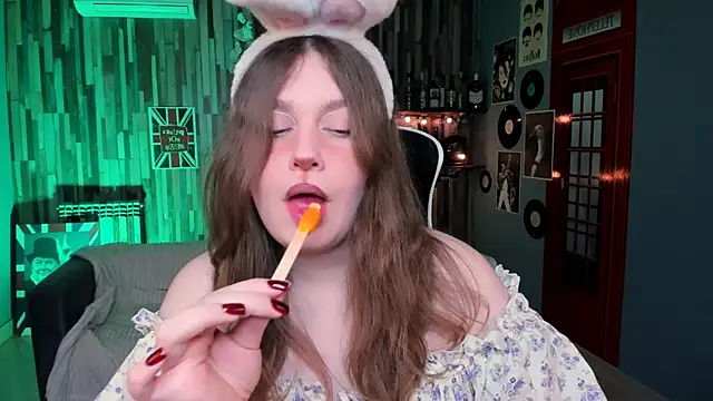 FioraMarmoris' Live XXX Chat