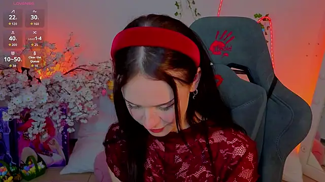 Chatroom XXX en direct de Adetta