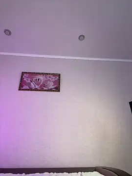 Pokazy przed kamerką – LynaFrost