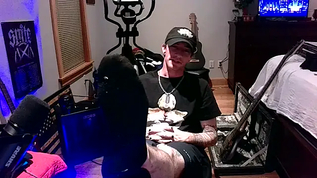 Show modela LEVIATHANX666 na web-kameri