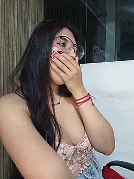 Valk_submissive Adlı Modelin Canlı XXX Sohbeti