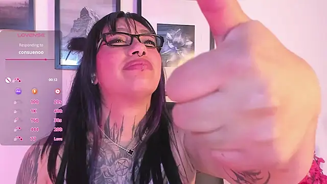 Akari1_Mischief Adlı Modelin Canlı XXX Sohbeti