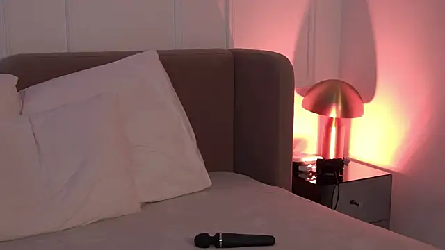 ArianaMell's Live XXX Chat