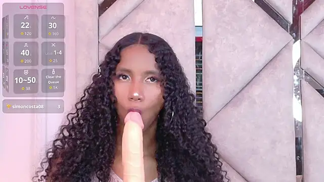 Chloe-Rose-'s Live XXX Chat