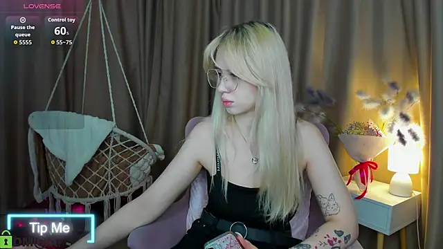 Valerie_Woods – Naživo XXX chat