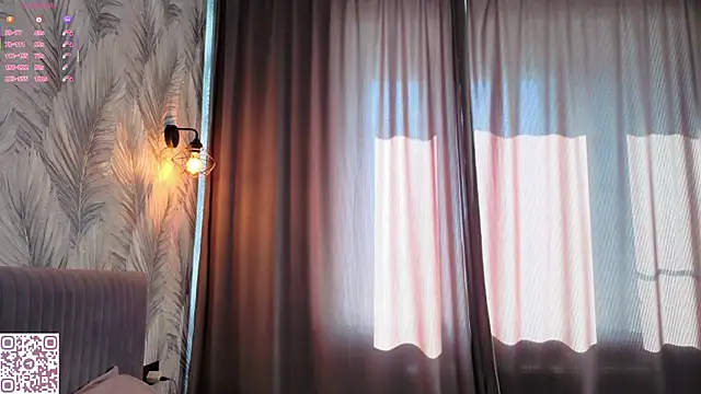 Chat XXX ao vivo de ElvinaRose