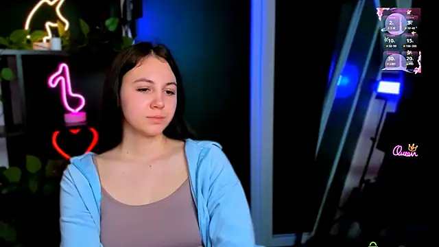 mira_vibe's Live XXX Chat