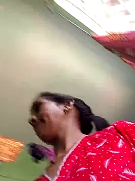 XXX chat uživo modela Sexy-Kavya2