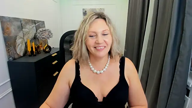 XXX chat uživo modela NinaStarle