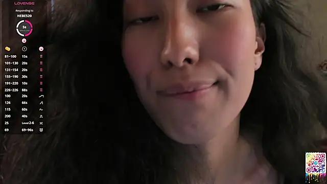 XXX chat uživo modela FlirtyAura