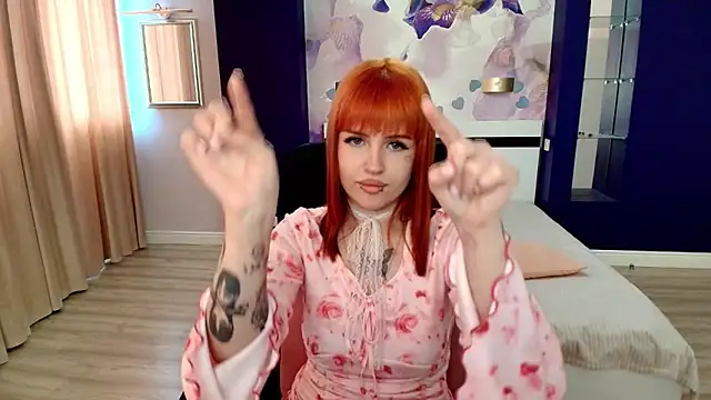 XXX chat uživo modela LuxSiren