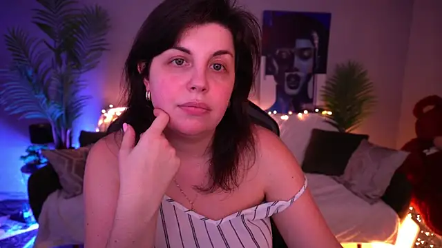 Chatroom XXX en direct de MirandaWong