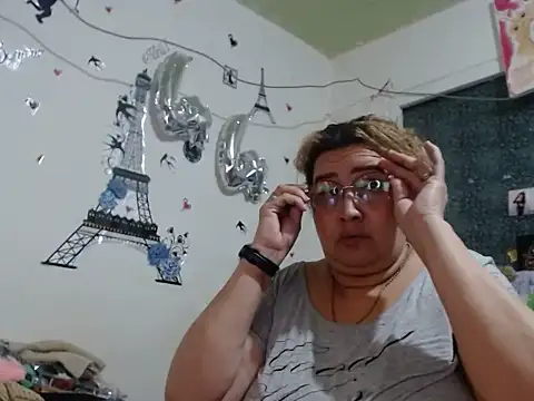 Perla1981-- Chat XXX in diretta