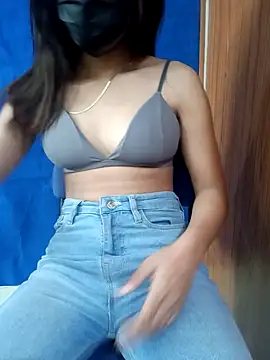Sexy_aakansha 现场XXX聊天