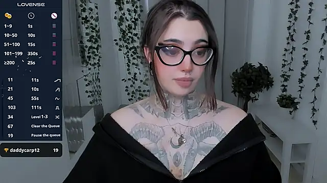 Dixi_Pixi_ – Live XXX-chat