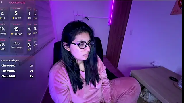 Chat XXX ao vivo de cloe_small