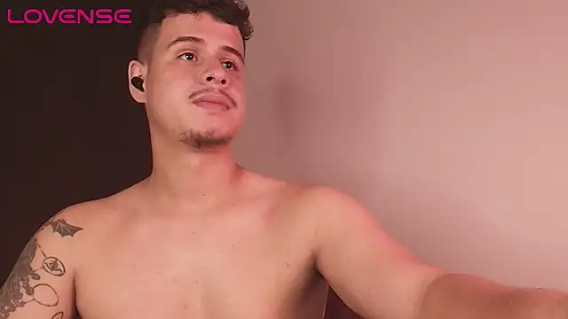 BjornSteel's Live XXX Chat