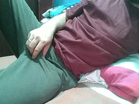 Precumboner's Live XXX Chat