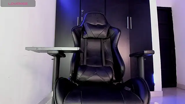 Liam_Mateo 网络视讯表演