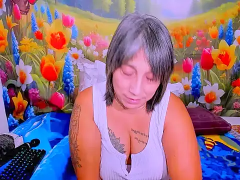 Онлайн чат XXX indianroxy