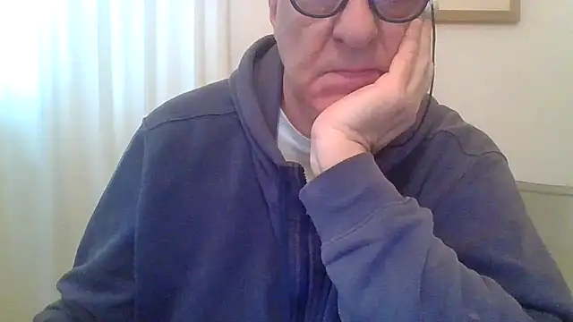 ANONIMO7735 网络视讯表演