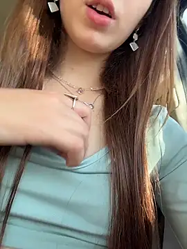 Chatroom XXX en direct de DollyTall